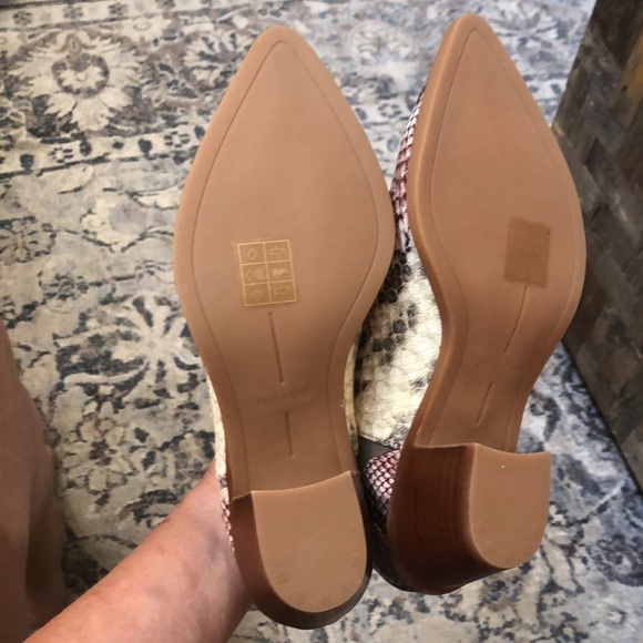 Dolce Vita NWOT Samy Snake Print Ankle Bootie - Picture 5 of 9